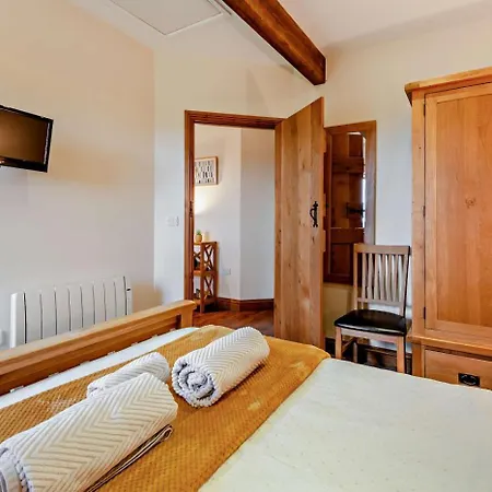 Turret At Hadrians Daire Irthington